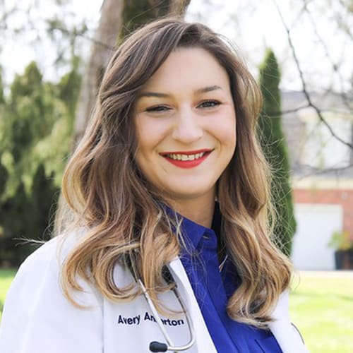 Dr Avery Anderton, Murfreesboro Veterinarian